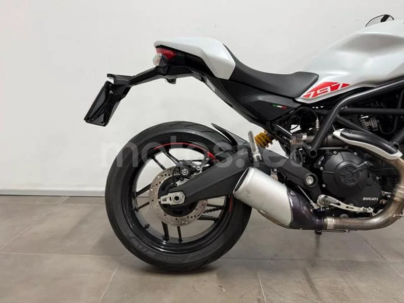 Ducati Monster 797 - Vista 7