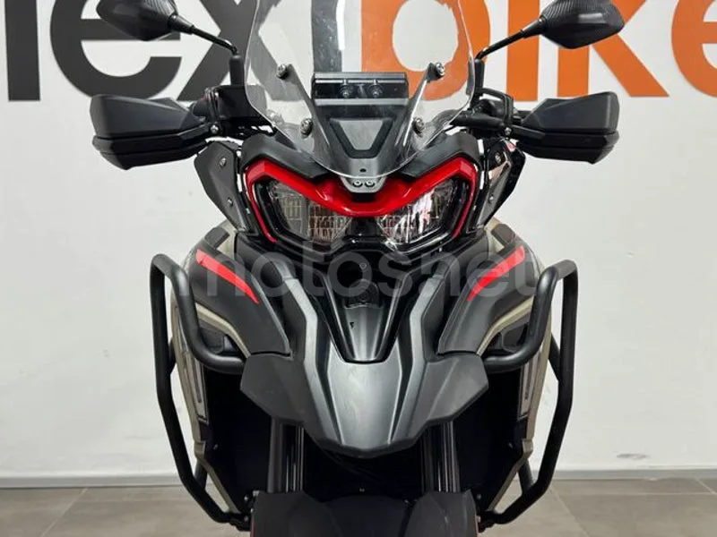 Benelli TRK 702 X - Vista 9