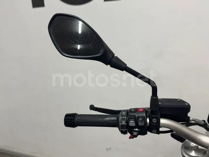 BMW R 1250 R - Vista 11