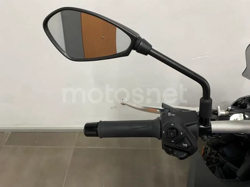 Yamaha MT-07 - Vista 11