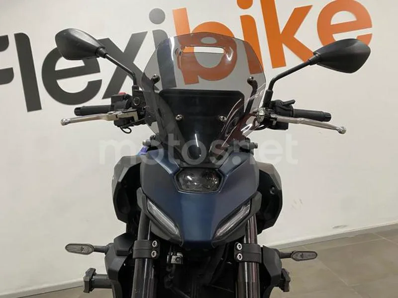 Yamaha MT-07 - Vista 9