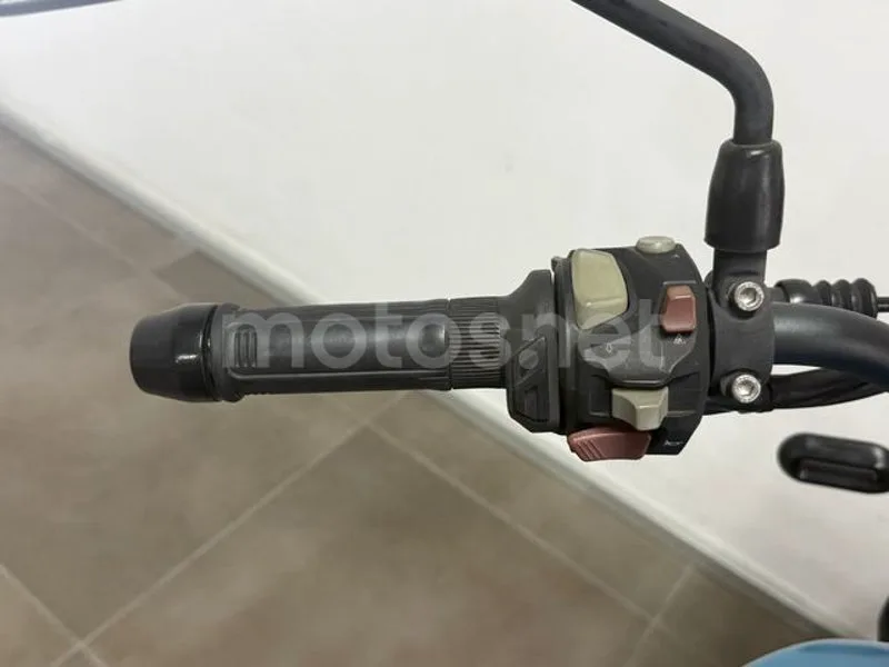 Voge 500AC - Vista 11