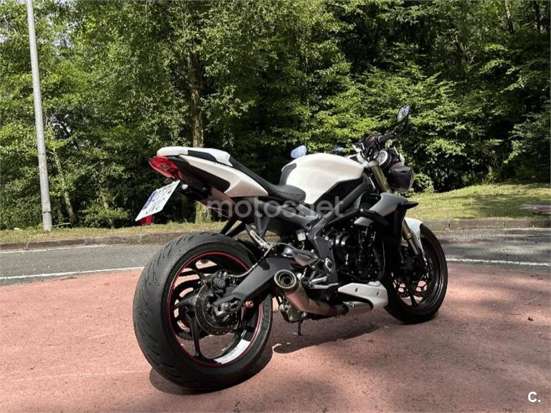 Triumph Street Triple - Vista 5