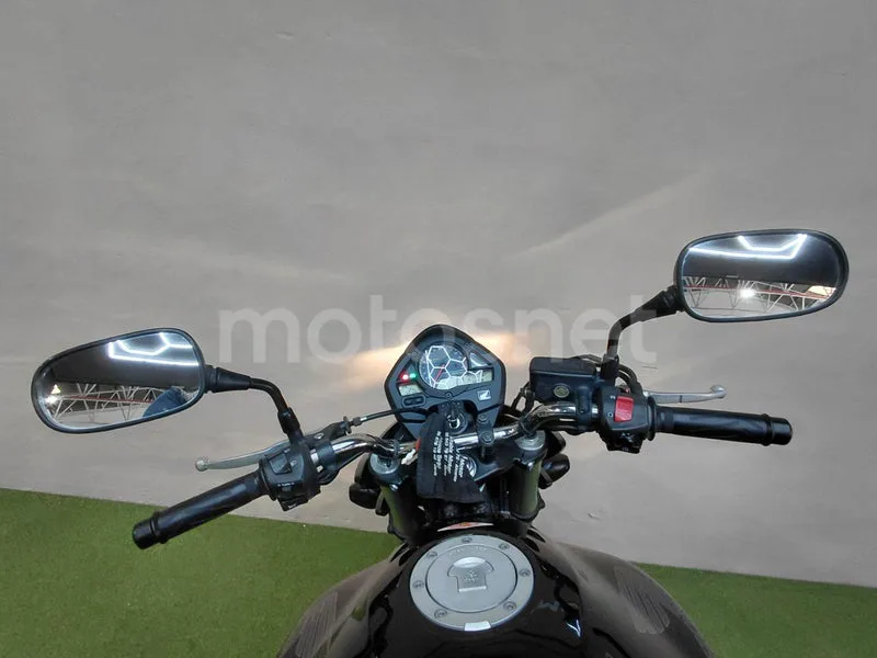 Honda CB600F Hornet - Vista 8