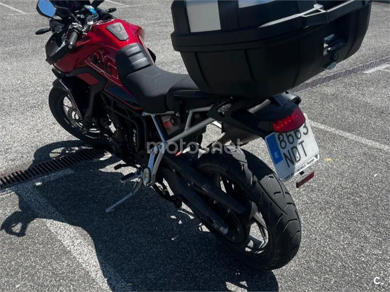 Triumph Tiger 900 - Vista 5
