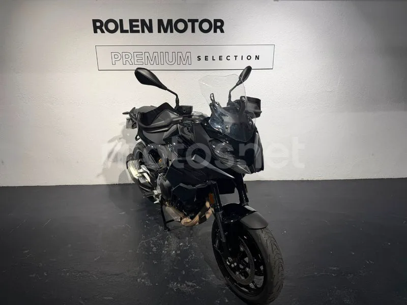 BMW F 900 XR - Vista 4