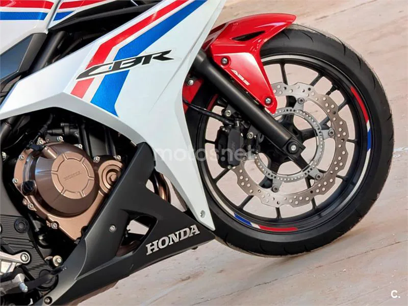 Honda CBR500R - Vista 4