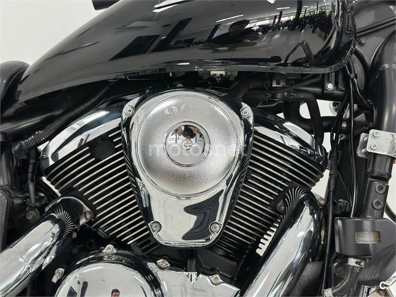 Kawasaki VN900 Classic - Vista 16