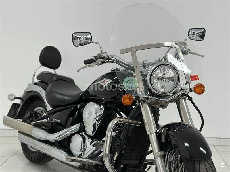 Kawasaki VN900 Classic - Vista 5