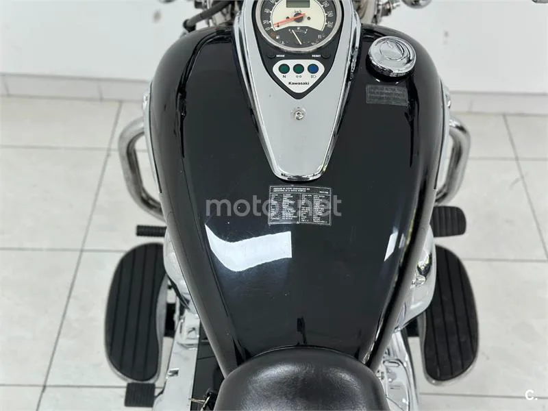 Kawasaki VN900 Classic - Vista 10
