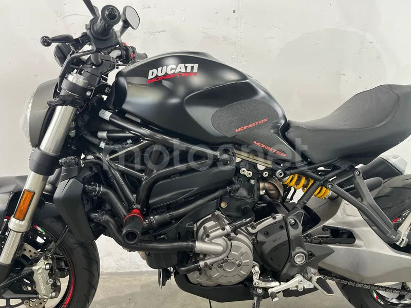 Ducati Monster 821 - Vista 19