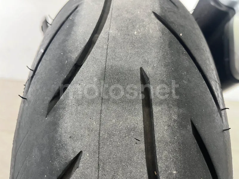 Ducati Monster 821 - Vista 26