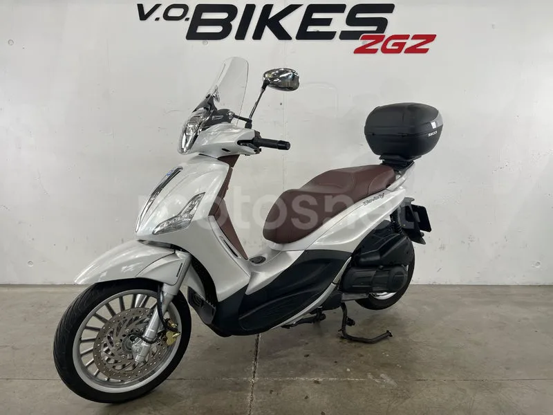 Piaggio Beverly 300 - Vista 5