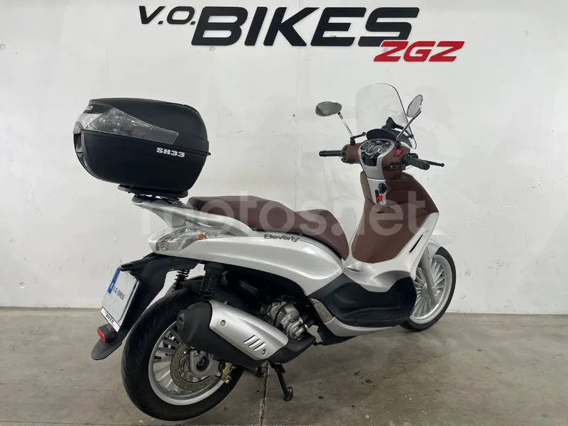 Piaggio Beverly 300 - Vista 8