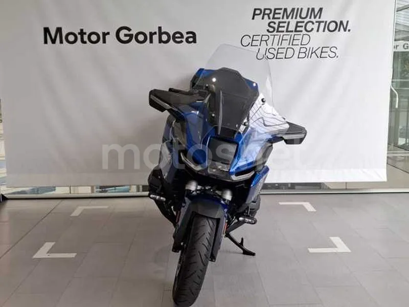 BMW R 1300 RT - Vista 3