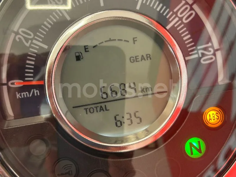 Honda Super Cub C125 - Vista 9