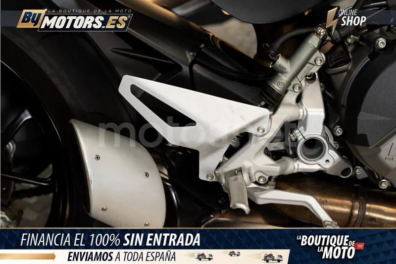 Ducati Streetfighter V2 - Vista 25