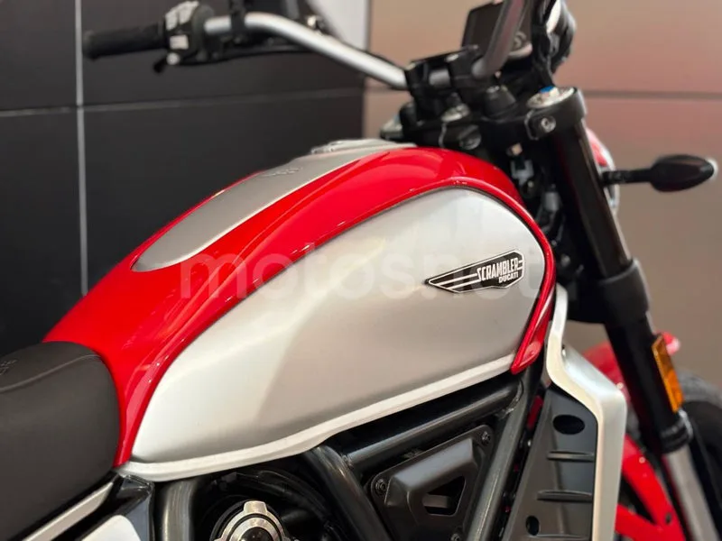 Ducati Scrambler - Vista 8
