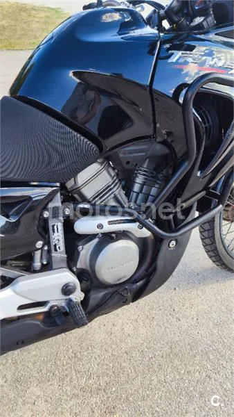 Honda XL650V Transalp - Vista 8