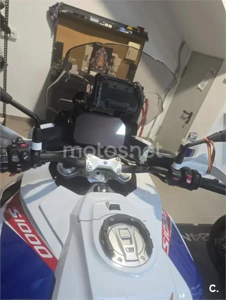 BMW S 1000 XR - Vista 3