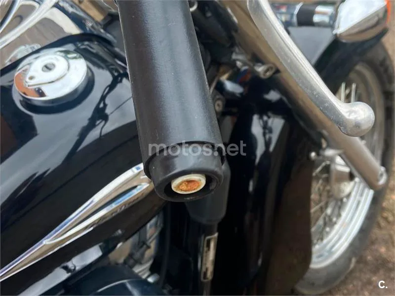 Honda Shadow 750 - Vista 11