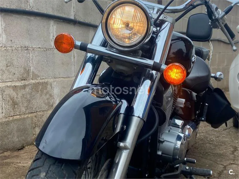Honda Shadow 750 - Vista 13