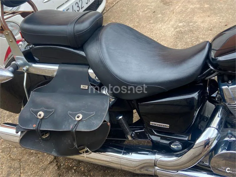 Honda Shadow 750 - Vista 3