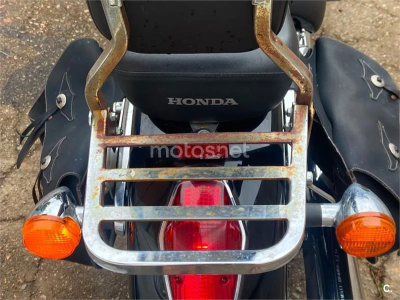 Honda Shadow 750 - Vista 8