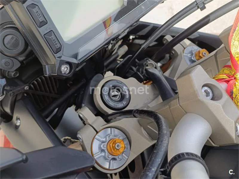 Yamaha MT-09 Tracer - Vista 16