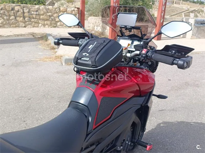 Yamaha MT-09 Tracer - Vista 19