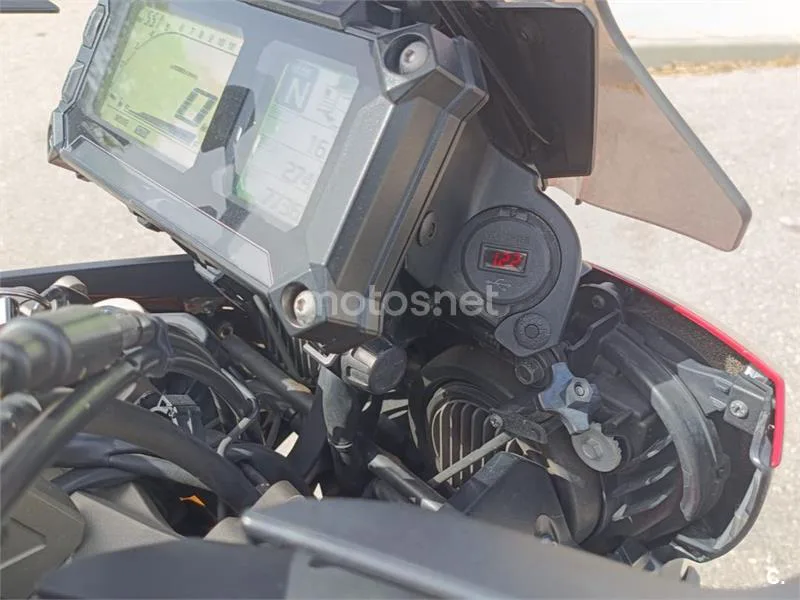 Yamaha MT-09 Tracer - Vista 22