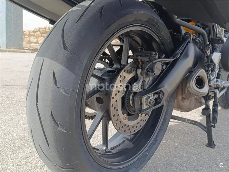 Yamaha MT-09 Tracer - Vista 8