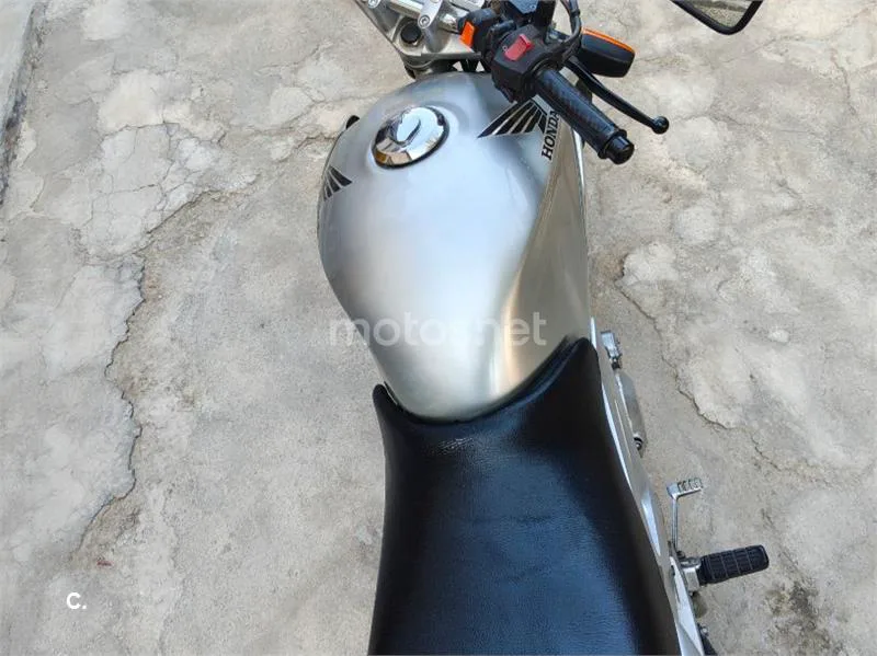 Honda CBF250 - Vista 11