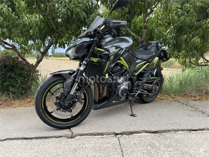 Kawasaki Z900 - Vista 10