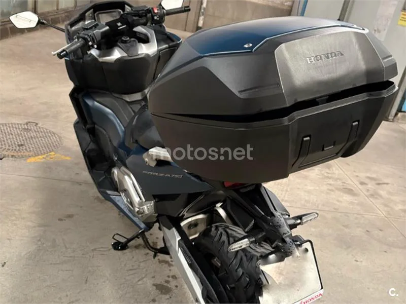 Honda Forza 750 8000 € 2022 Granada - 1