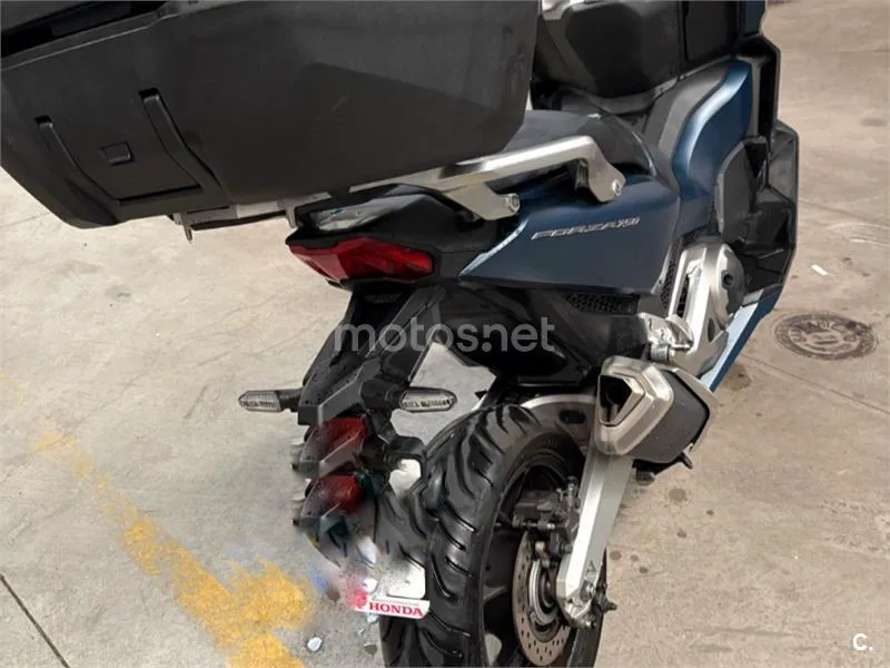 Honda Forza 750 - Vista 5