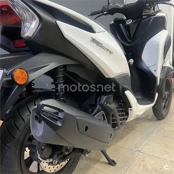 Yamaha Tricity 125 - Vista 8