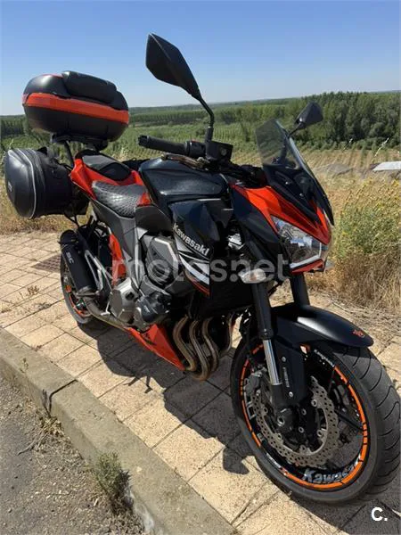Kawasaki Z800 - Vista 5