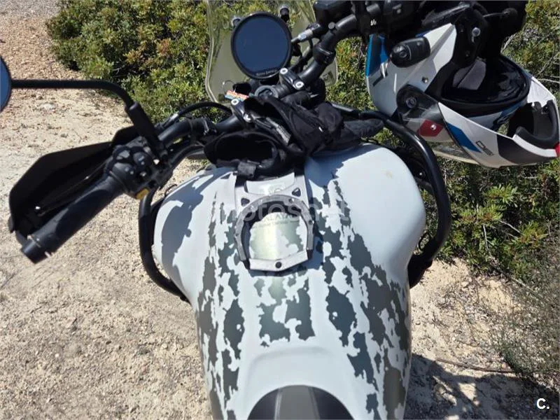 Royal Enfield Himalayan 450 - Vista 4