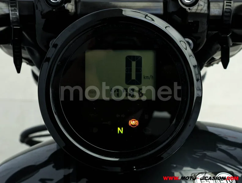 Yamaha XV950 R - Vista 6