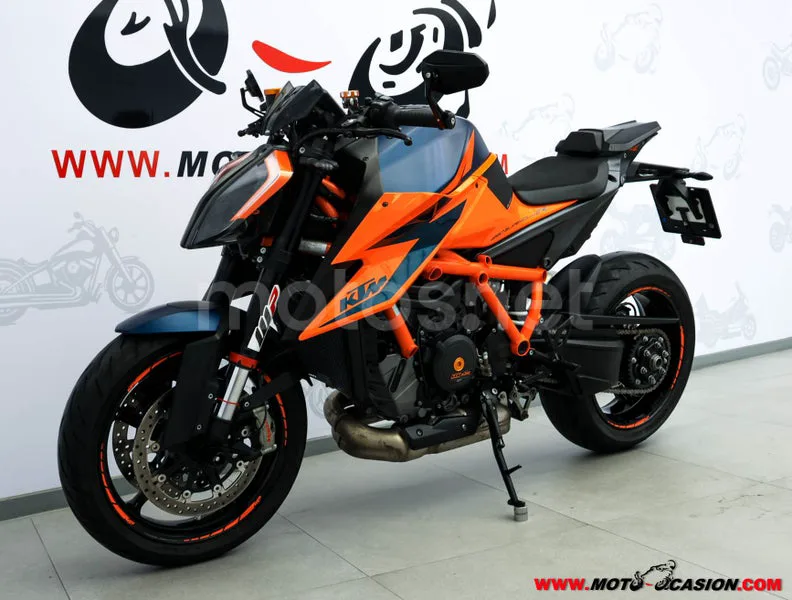 KTM 1290 Super Duke R - Vista 7