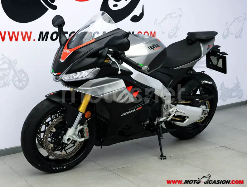 Aprilia RSV4 - Vista 13