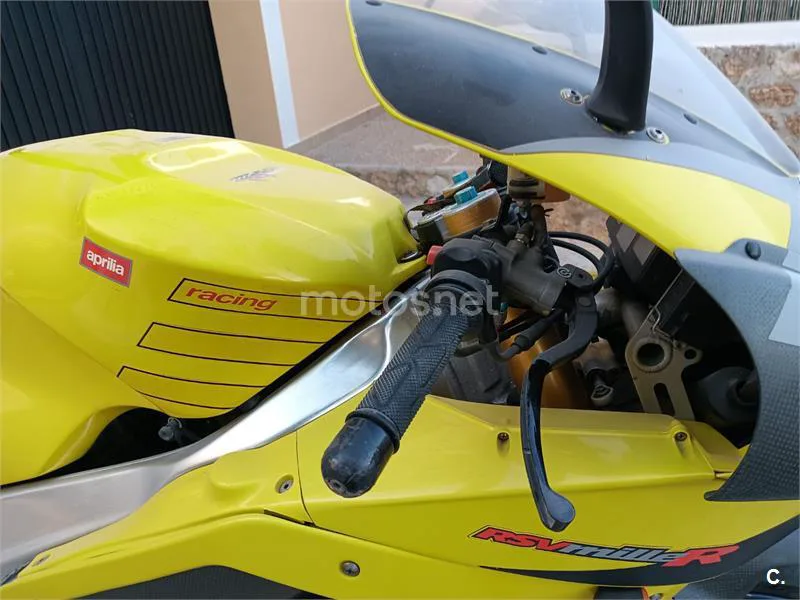 Aprilia RSV Mille - Vista 3