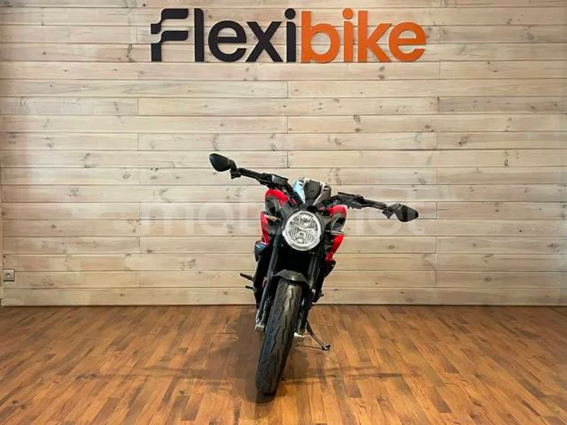 MV Agusta Dragster 800 12.690 € 2024 Madrid - 2