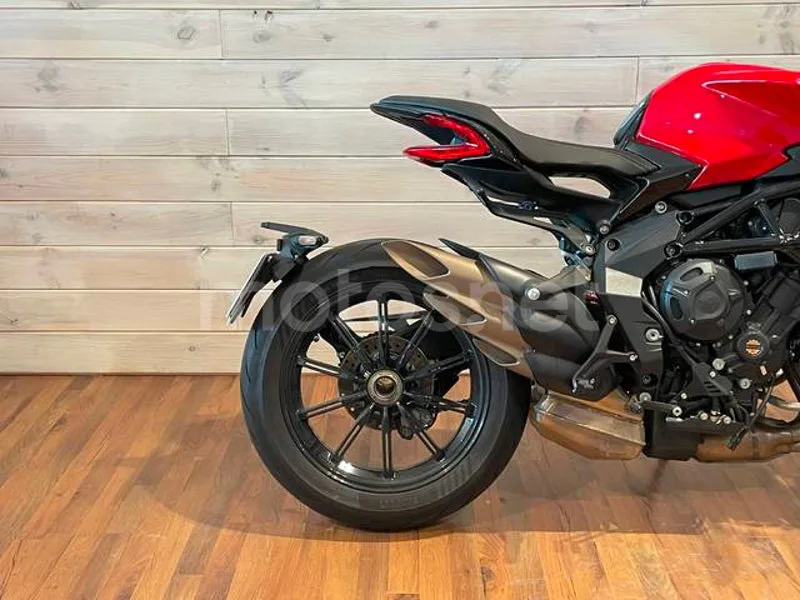 MV Agusta Dragster 800 - Vista 7