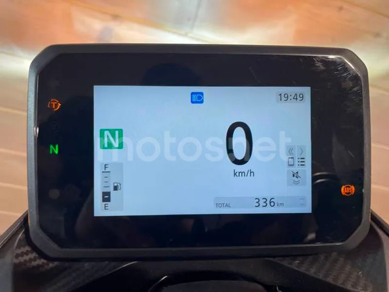 Honda CB500F - Vista 13