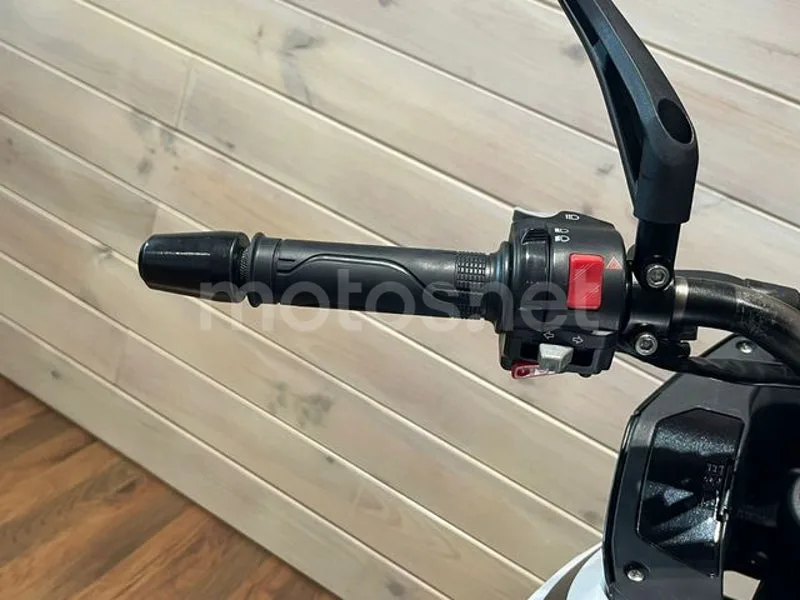 MITT TT 530 - Vista 12