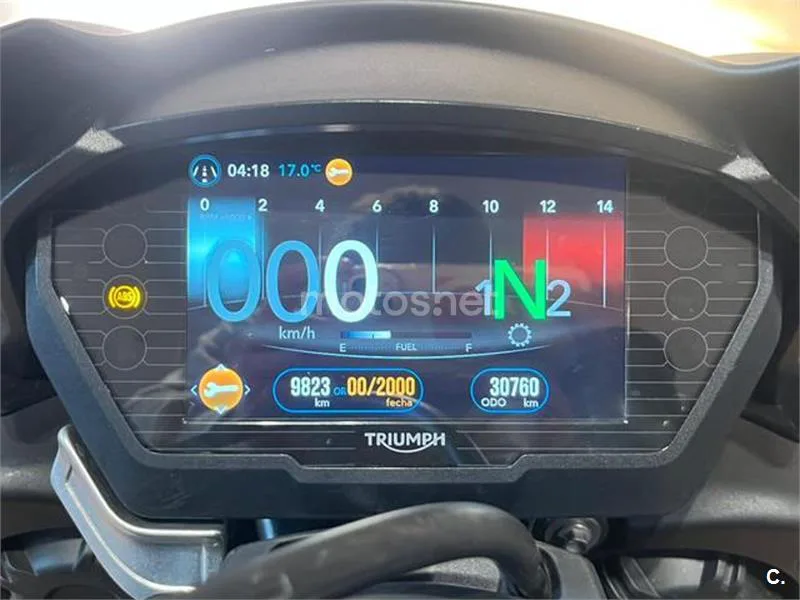 Triumph Speed Triple - Vista 13