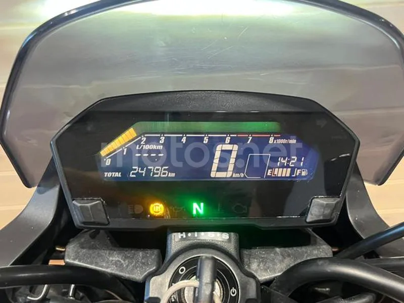 Honda NC750S - Vista 13