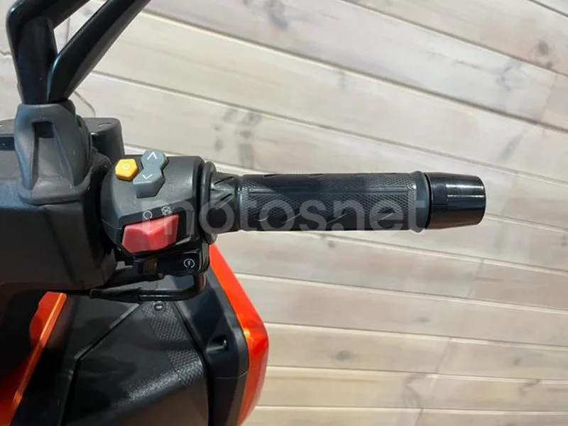 Kymco DTX 350 - Vista 14